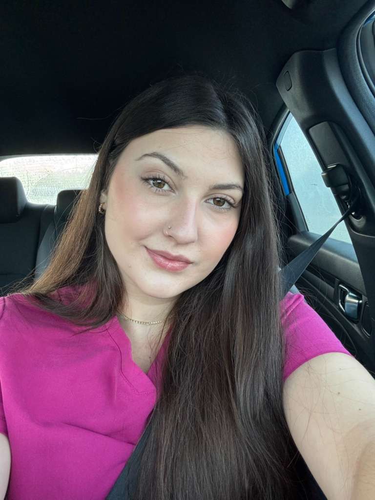 Jhuly H. - Dog Groomer in Broward